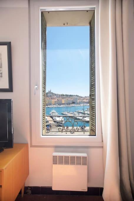 Апартаменты Cabana & Clin D'Oeil Sur Le Vieux Port Марсель Экстерьер фото